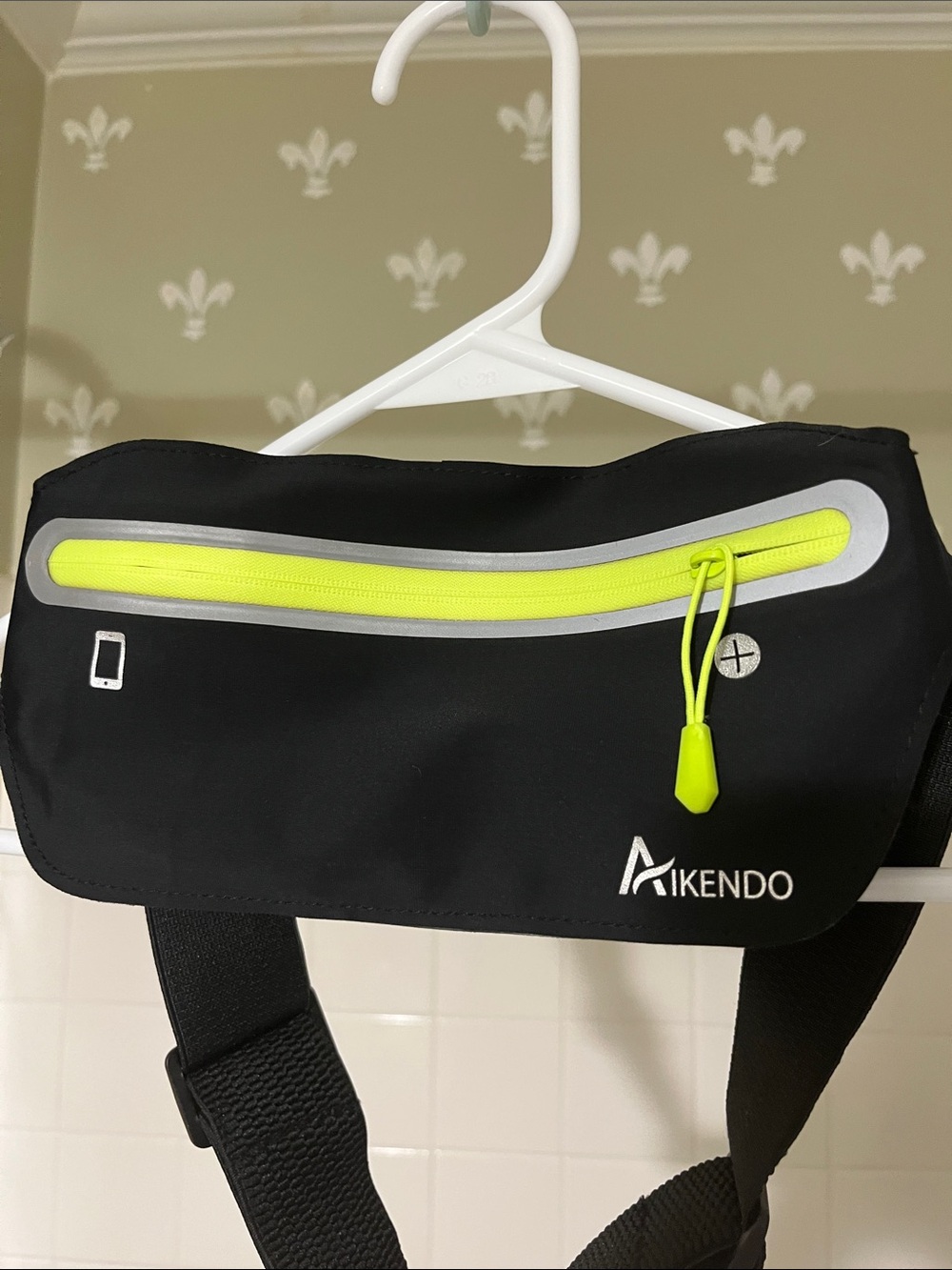 Aikendo Black Waist Bag with Neon Yellow Zipper